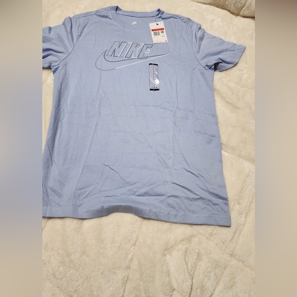 original nike shirt - Picture 2 of 3